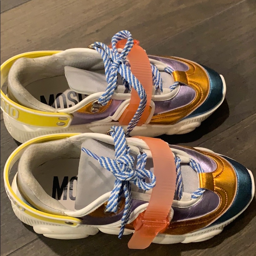 MOSCHINO TEDDY SNEAKERS Size 35